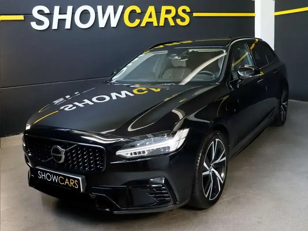 Usado Volvo V90 Plus 351 CV (258 kW) 2023 Negro Familiar