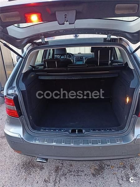 Usado Mercedes B180 109 CV (80 kW) 2010 Gris / plata Monovolumen