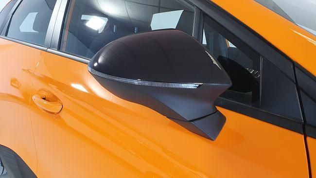 Nuevo MG MG5 EV 125 kW (170 CV) 2026 Naranja Familiar