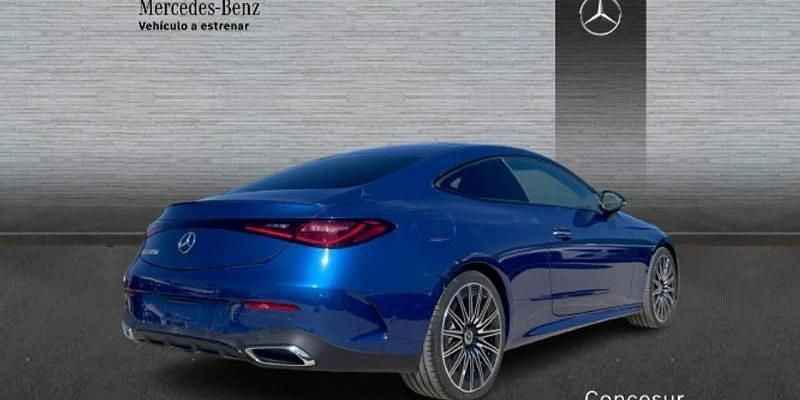 Nuevo Mercedes CLE220 197 CV (144 kW) 2025 Azul Coupe