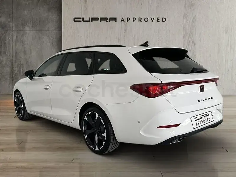 Usado Cupra Leon 150 CV (110 kW) 2024 Blanco Familiar