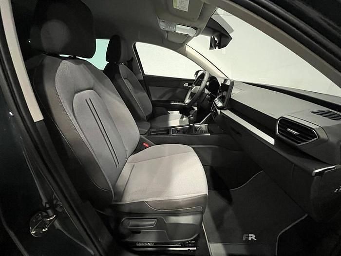 Usado Seat Leon Style 116 CV (85 kW) 2025 Azul Berlina