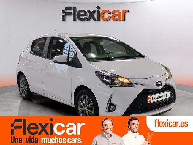 Blanco Usado 2019 Toyota Yaris Active Utilitario | 12.590 € (Precio justo) - Imagen 1/4
