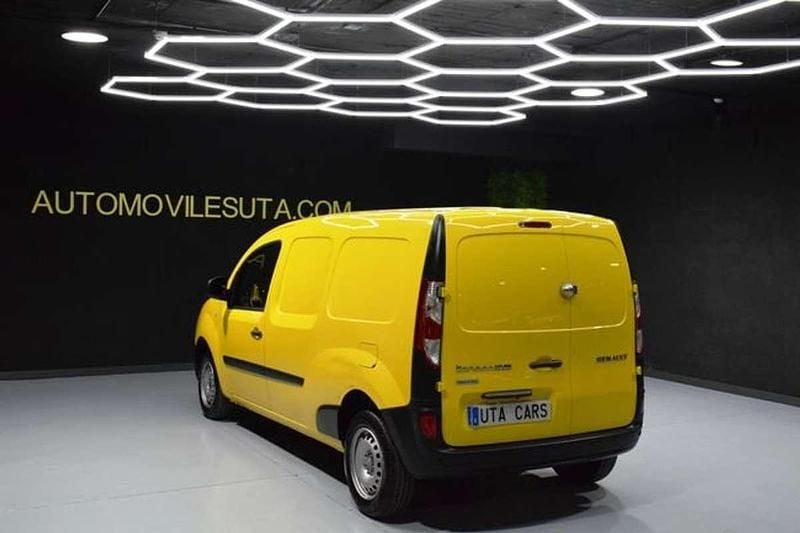 Usado Renault Kangoo 95 CV (69 kW) 2020 Amarillo Monovolumen