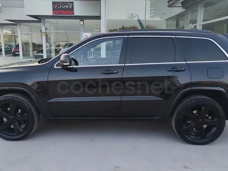 Używany Jeep Grand Cherokee Overland 250 KM (183 kW) 2016 Czarny SUV