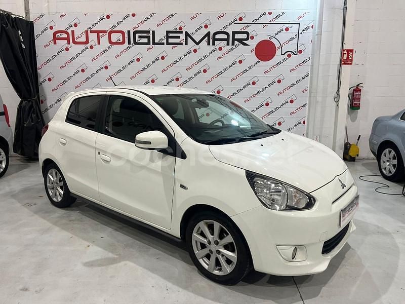 Blanco Usado 2015 Mitsubishi Space Star Motion Berlina | 4900 € - Imagen 1/4