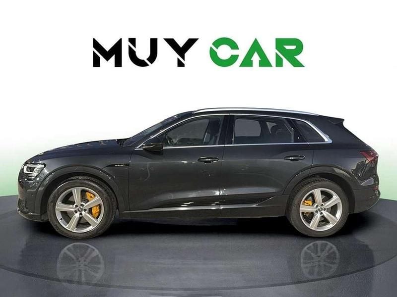 Usado Audi e-tron Advanced 230 kW (313 CV) 2020 Gris SUV