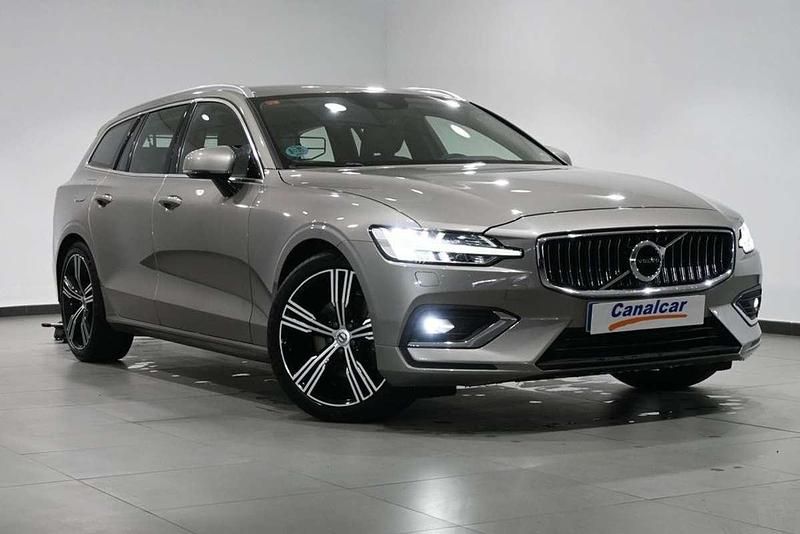 Usado Volvo V60 Inscription 190 CV (139 kW) 2019 Gris Familiar