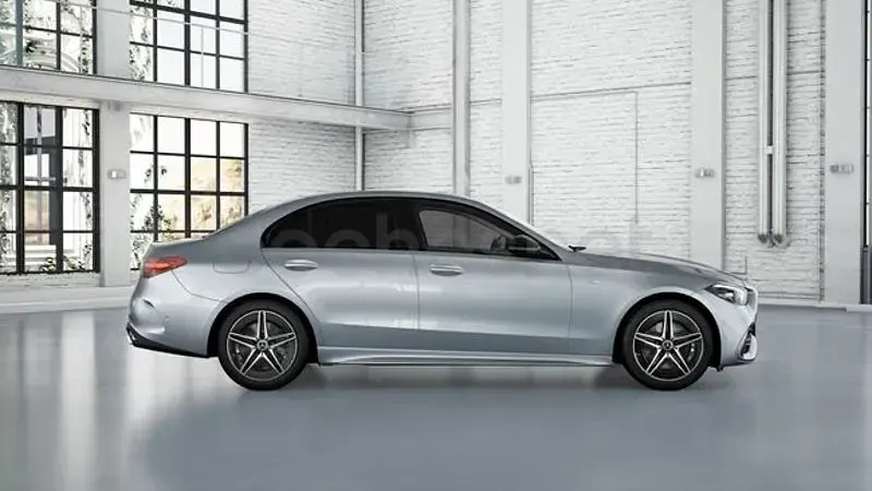 Nuevo Mercedes C300e 313 CV (230 kW) 2026 Gris / plata Berlina