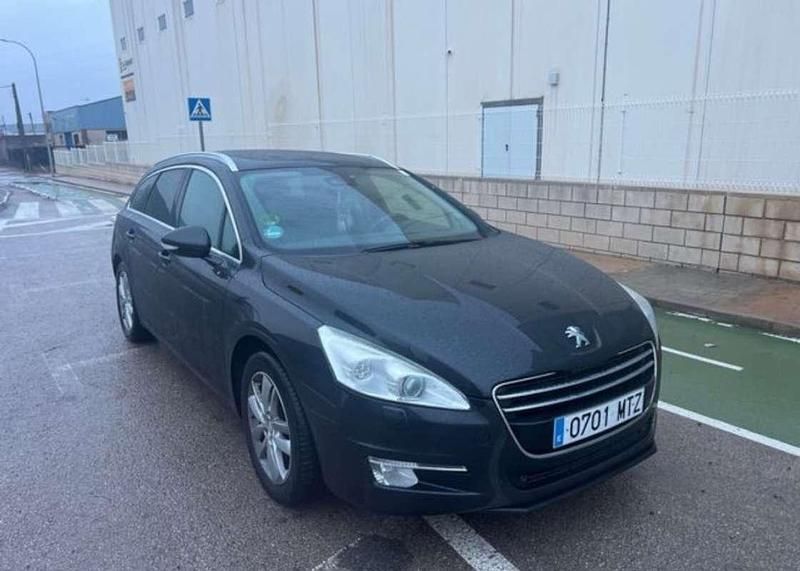 Usado Peugeot 508 SW Allure 156 CV (114 kW) 2012 Negro Familiar