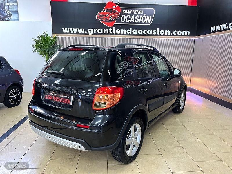 Usado Suzuki SX4 GLX 107 CV (78 kW) 2007 Negro SUV