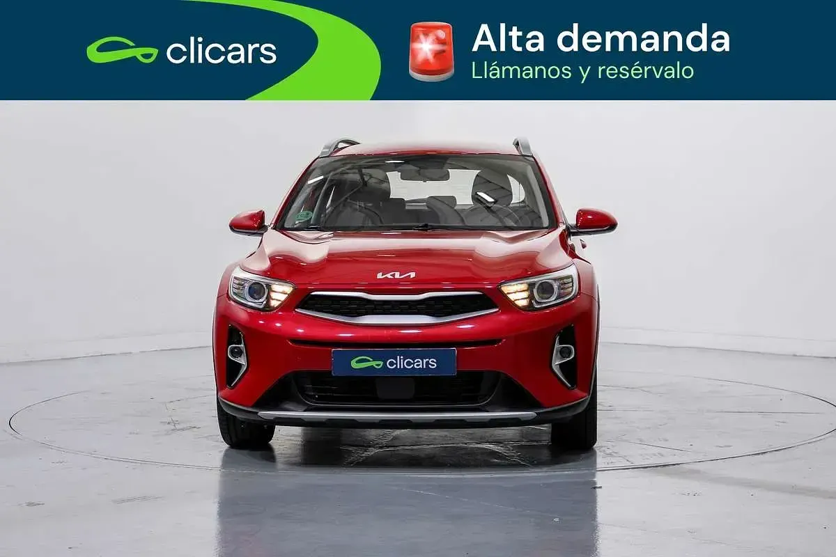 Usado Kia Stonic 79 CV (58 kW) 2025 Rojo SUV