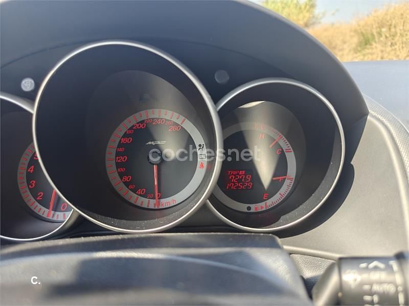 Usado Mazda 3 260 CV (191 kW) 2006 Rojo Berlina