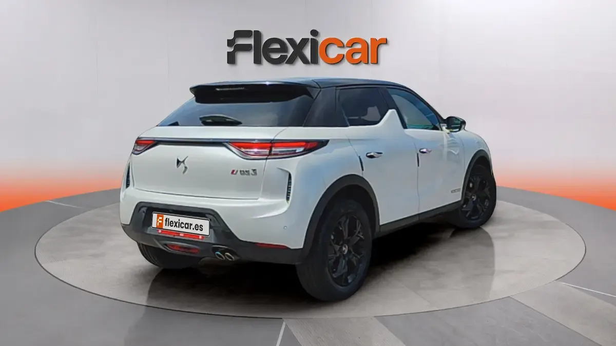 Usado DS Automobiles DS3 Crossback Performance 131 CV (96 kW) 2019 Blanco SUV