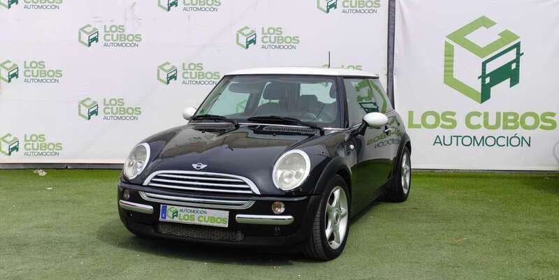 Negro Usado 2002 Mini Cooper Utilitario | 4699 € (Precio justo) - Imagen 1/4