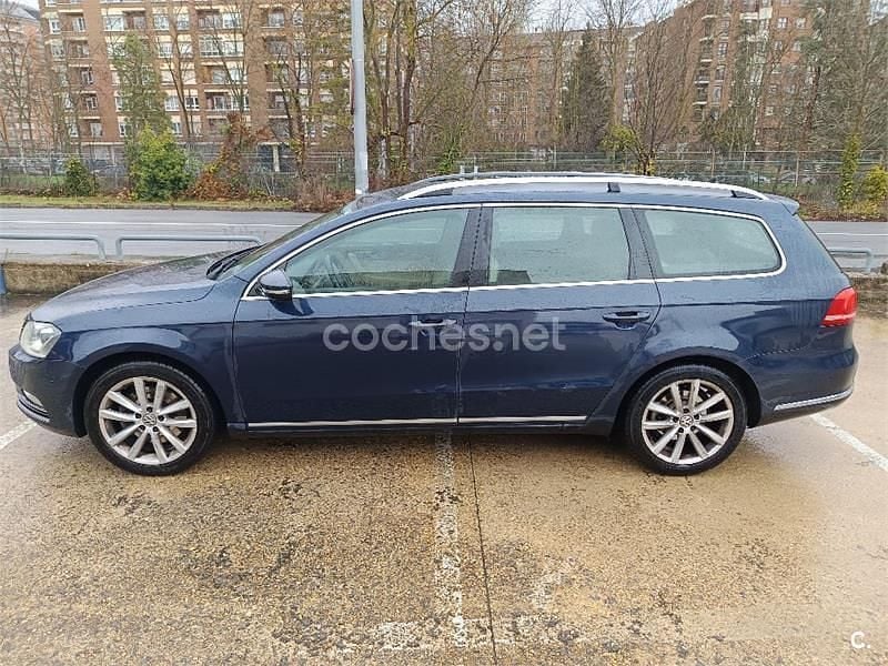 Azul Usado 2012 VW Passat Highline Familiar | 6900 € (Buen precio) - Imagen 1/4
