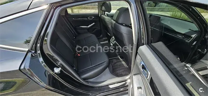 Usado Honda Civic Advance 184 CV (135 kW) 2024 Negro Berlina