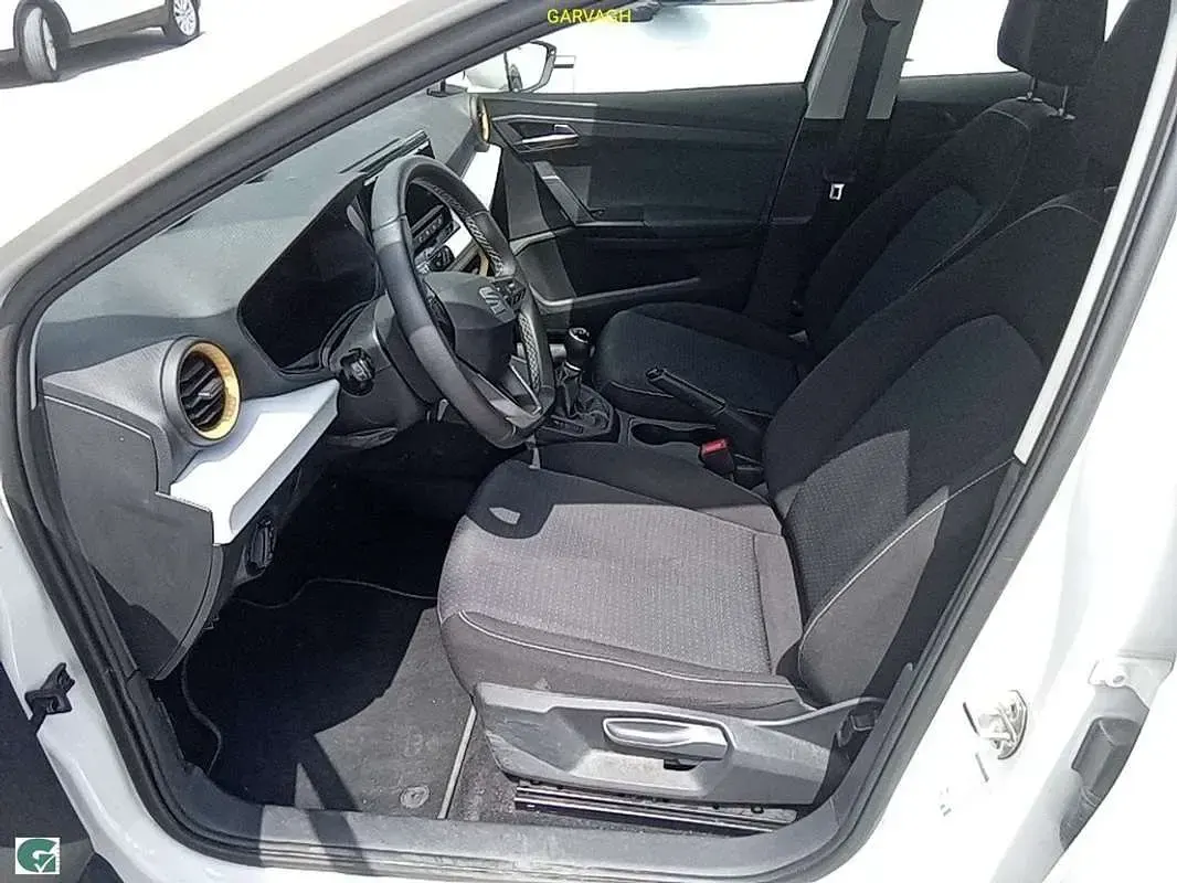 Usado Seat Ibiza Style 80 CV (58 kW) 2023 Blanco Utilitario