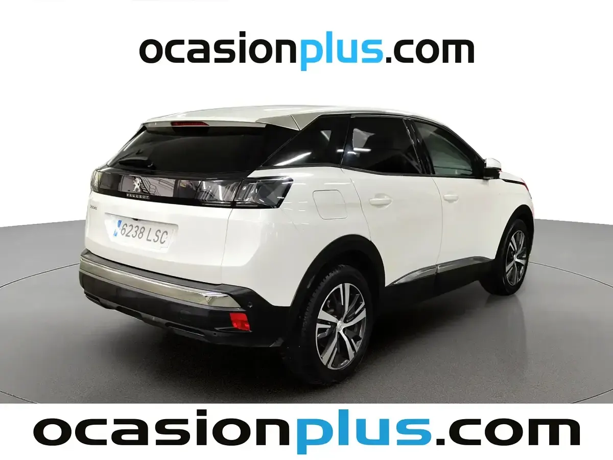 Usado Peugeot 3008 Allure 130 CV (95 kW) 2021 Blanco SUV
