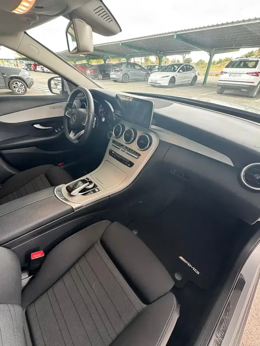 Usado Mercedes C220 170 CV (125 kW) 2017 Gris Familiar