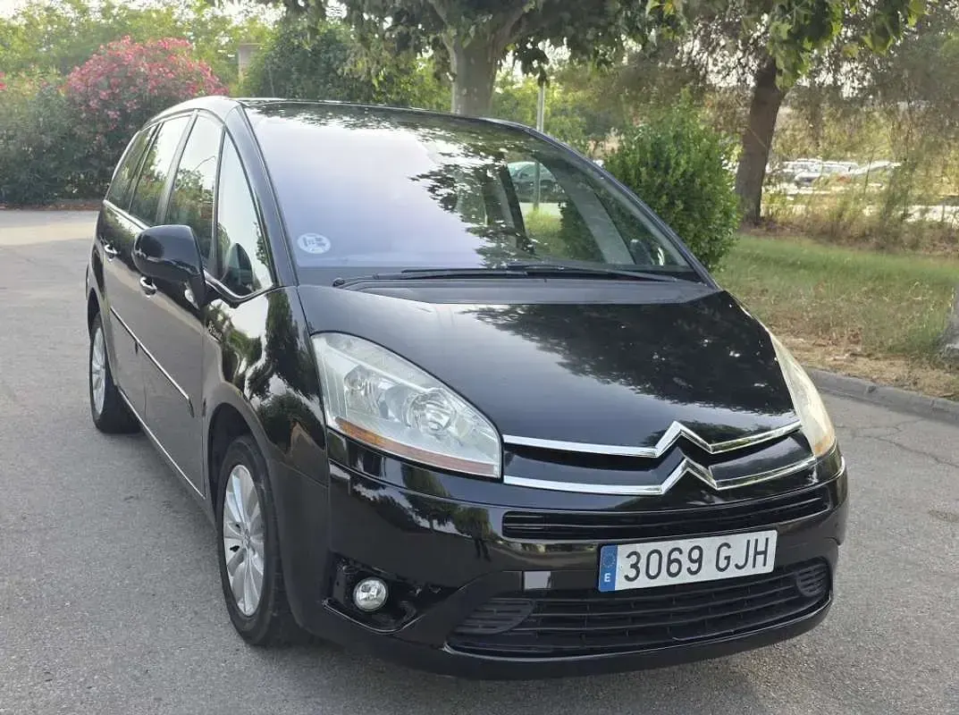 Usado Citroën C4 109 CV (80 kW) 2009 Negro Utilitario