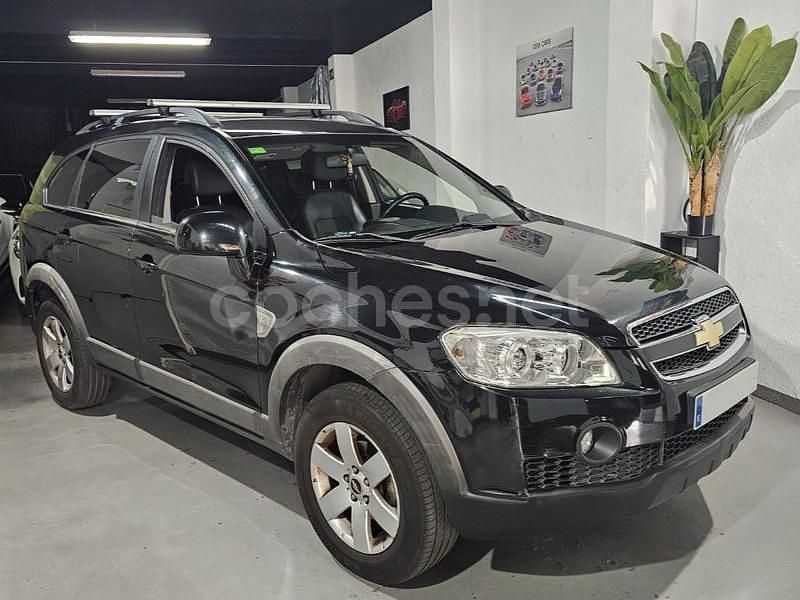 Negro Usado 2010 Chevrolet Captiva LS SUV | 7600 € (Precio justo) - Imagen 1/4