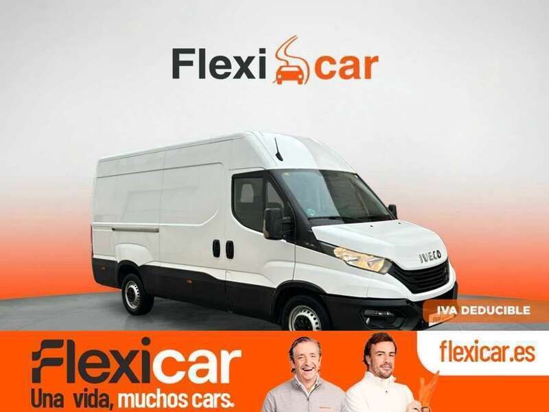 Amarillo Usado 2022 Iveco Daily Van | 23.290 € - Imagen 1/4
