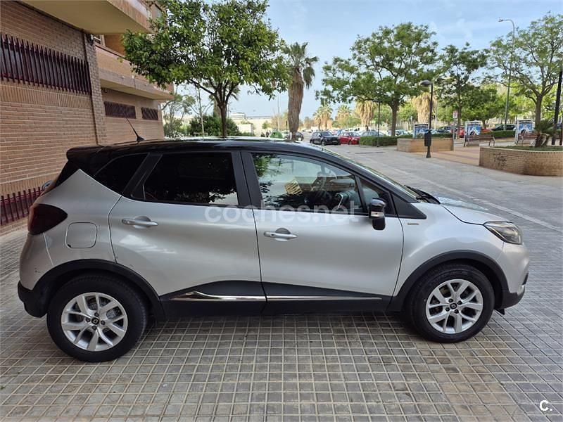 Usado Renault Captur Zen 130 HP (95 kW) 2020 Cinzento SUV