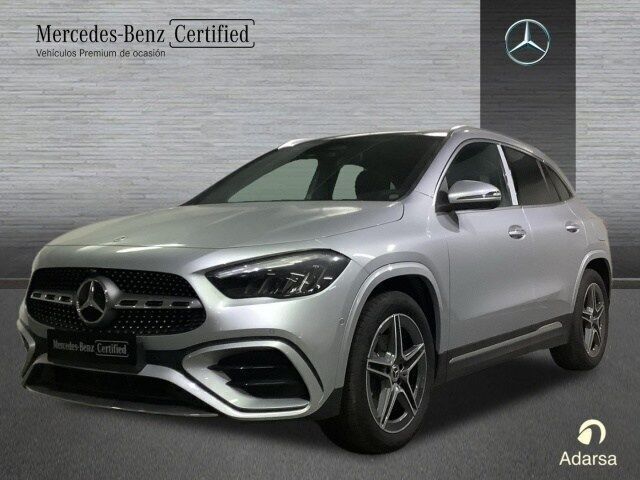 Gris Nuevo 2025 Mercedes GLA200 SUV | 47.900 € - Imagen 1/4