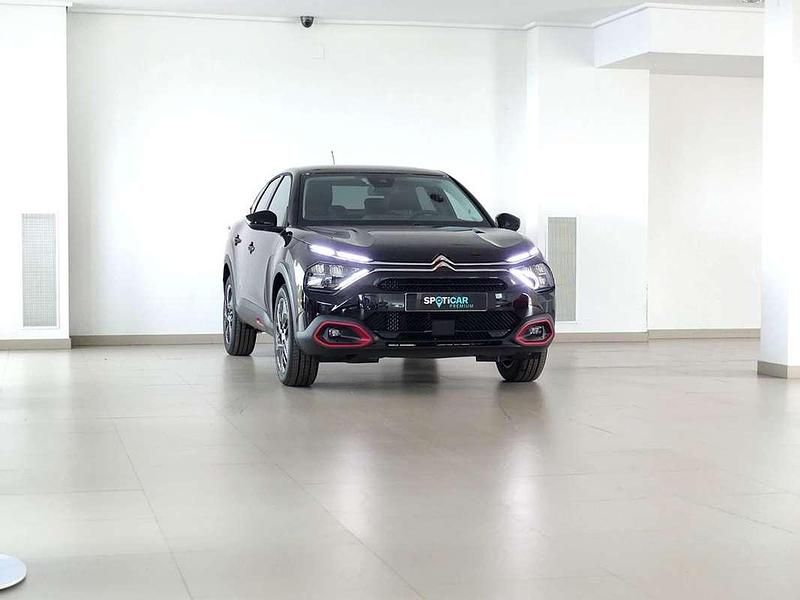 Negro Usado 2023 Citroën C4 Feel Utilitario | 22.303 € - Imagen 1/4