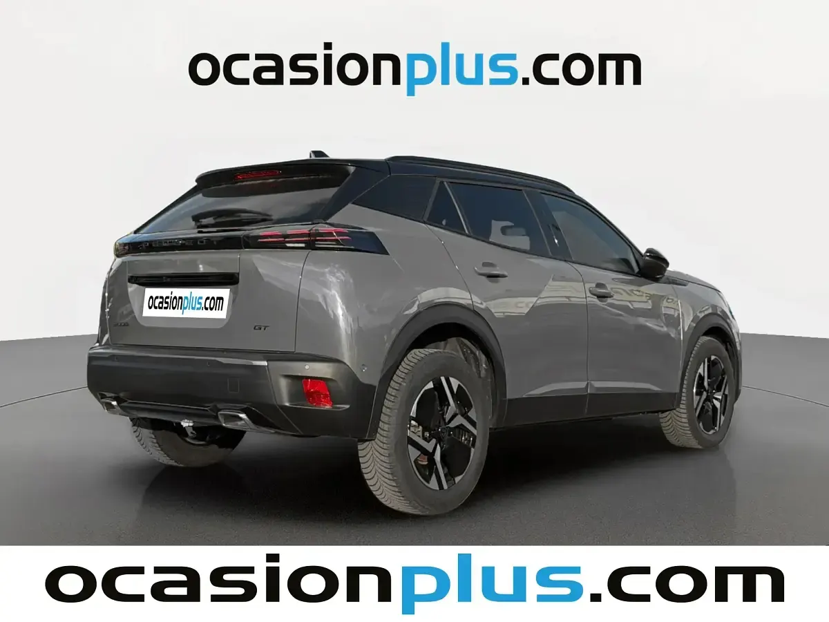 Usado Peugeot 2008 GT 130 CV (95 kW) 2024 Gris SUV