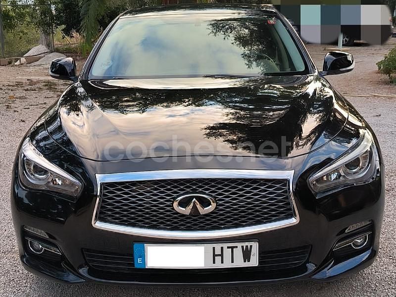 Usado Infiniti Q50 170 CV (125 kW) 2014 Negro Berlina