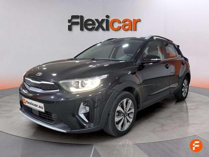 Usado Kia Stonic 120 CV (88 kW) 2021 Negro SUV