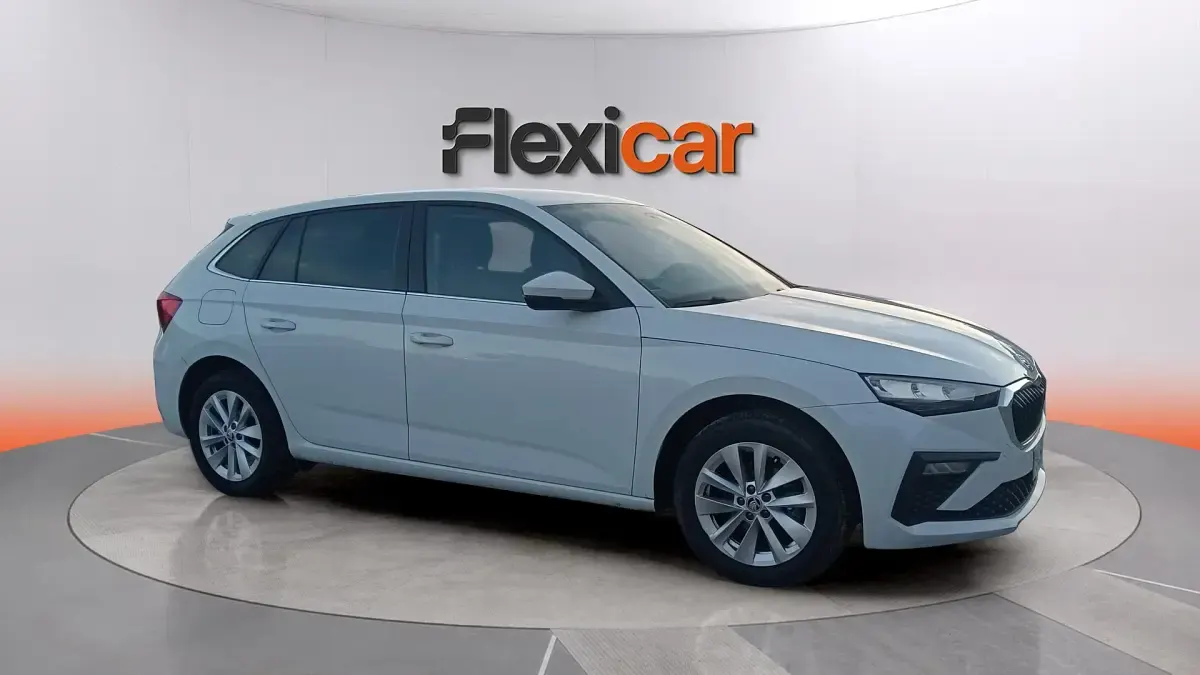 Usado Skoda Scala Selection 116 CV (85 kW) 2024 Utilitario