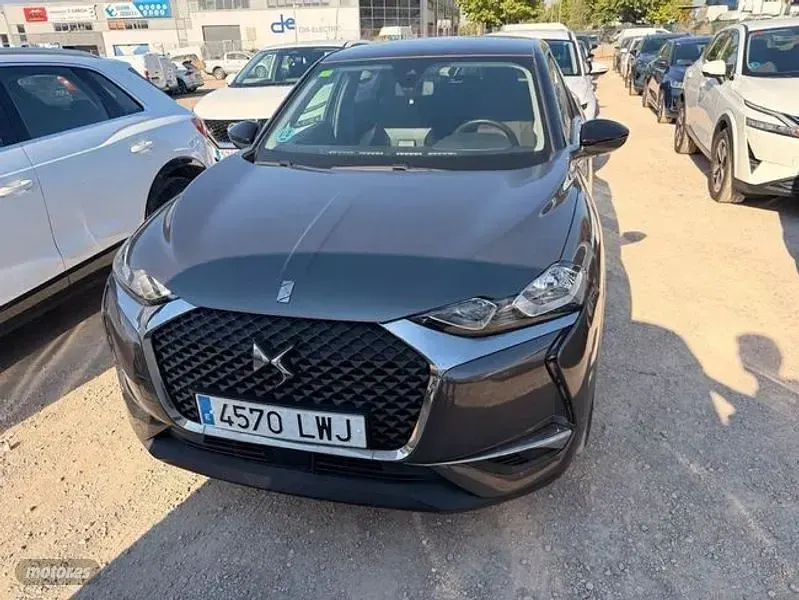 Usado DS Automobiles DS3 Bastille 110 CV (80 kW) 2022 Gris SUV