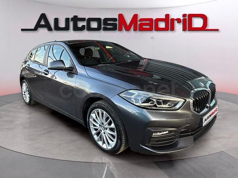 Usado BMW 118 150 CV (110 kW) 2021 Gris / plata Utilitario