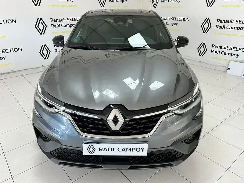Usado Renault Arkana RS Line 145 CV (106 kW) 2022 Gris / plata SUV