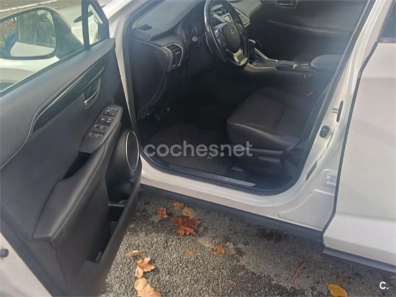 Usado Lexus NX300h Business Edition 197 CV (144 kW) 2018 Blanco SUV
