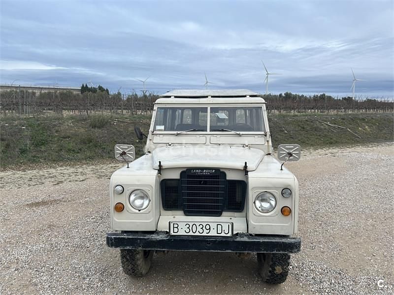 Usado Land Rover Defender 112 CV (82 kW) 1995 Beige Familiar