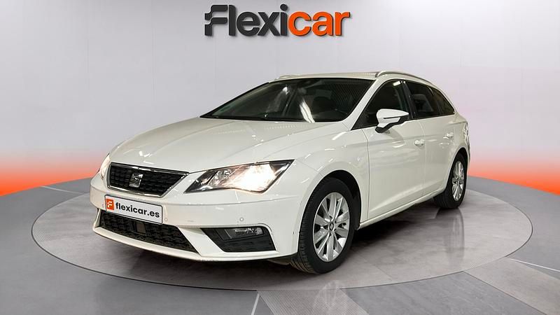Usado Seat Leon ST Reference 116 CV (85 kW) 2019 Blanco Familiar