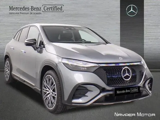 Usado Mercedes EQE350 214 kW (292 CV) 2023 Gris selenita