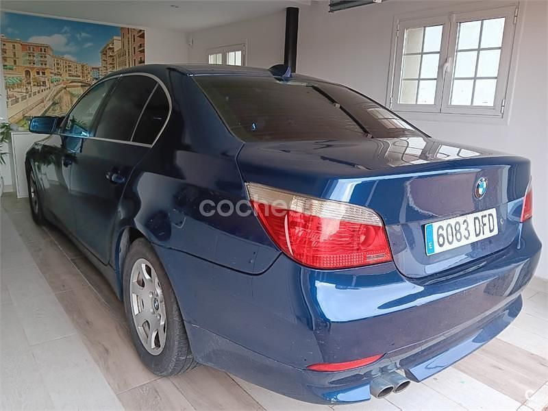 Usado BMW 525 Exclusive 192 CV (141 kW) 2004 Azul Berlina