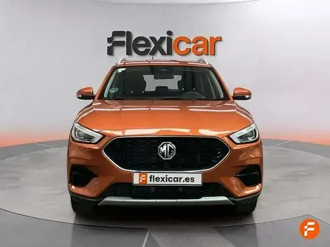 Usado MG ZS Comfort 106 HP (77 kW) 2025 Laranja SUV