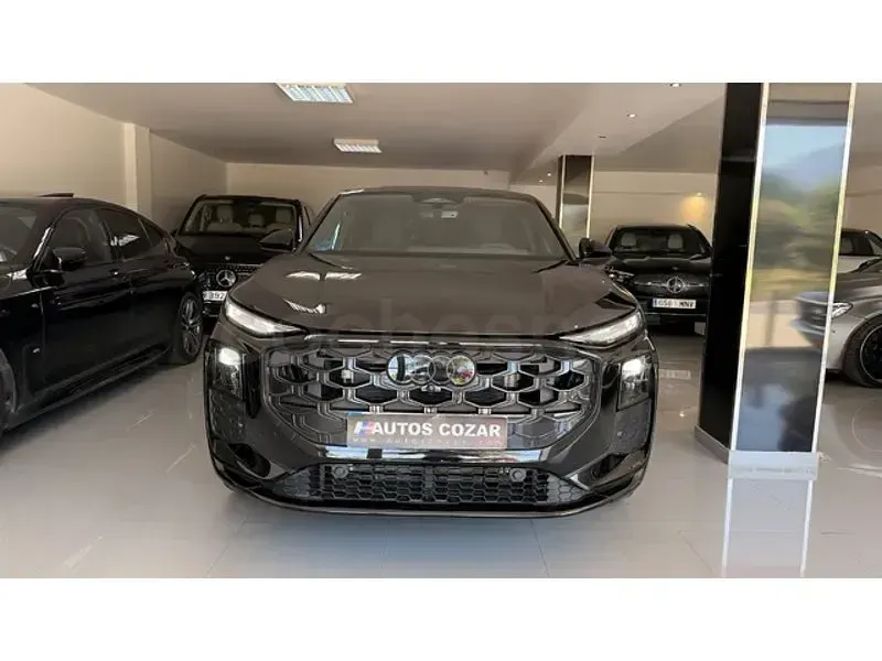 Usado Audi Q3 Sportback 272 CV (200 kW) 2026 Negro SUV