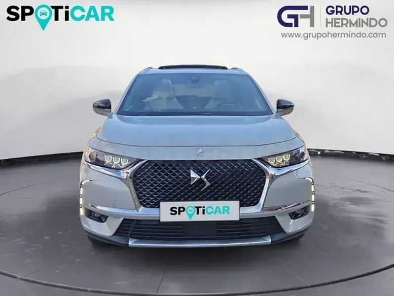 Usado DS Automobiles DS7 Crossback So Chic 300 CV (220 kW) 2021 Gris / plata SUV