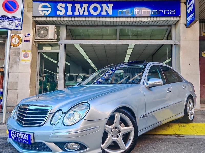 Usado Mercedes E280 Avantgarde 190 CV (139 kW) 2006 Gris / plata Berlina