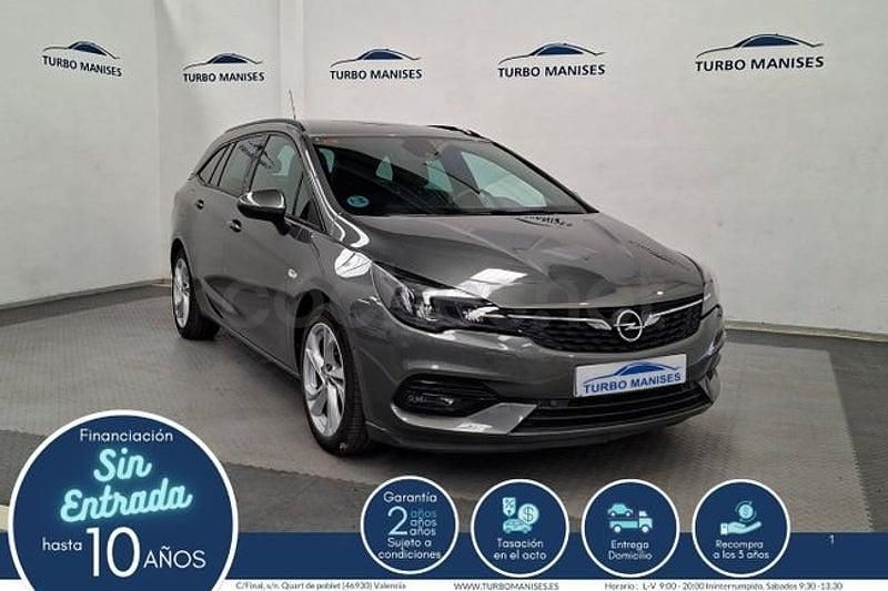 Usado Opel Astra Ultimate 145 CV (106 kW) 2020 Gris / plata Familiar
