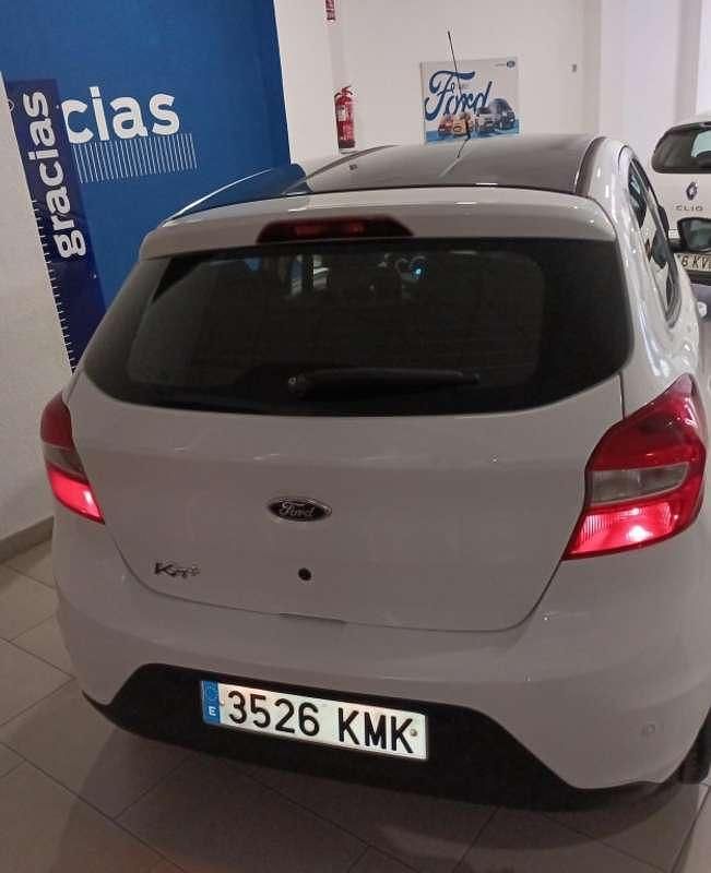 Usado Ford Ka Plus Active 86 CV (63 kW) 2018 Blanco Utilitario