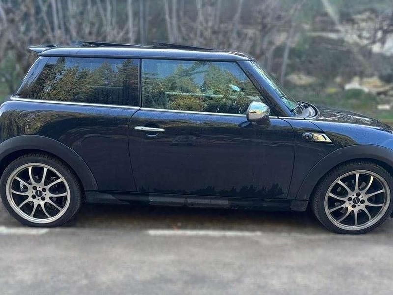 Usado Mini Cooper S 178 CV (130 kW) 2008 Negro Utilitario