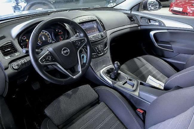 Usado Opel Insignia Selective 120 CV (88 kW) 2016 Gris Berlina